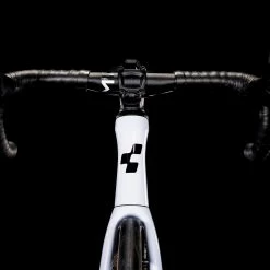 Cube Agree C:62 2022 | 60 Cm | Flashwhite´n´carbon | 28 Zoll -Trekkingbikes Verkäufe cube agree c62 flashwhite n carbon 85310 02