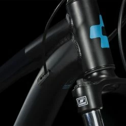 Cube Aim 2023 -Trekkingbikes Verkäufe cube aim 29 black n blue 88602 03