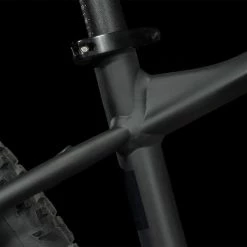 Cube Aim 2023 -Trekkingbikes Verkäufe cube aim 29 black n blue 88602 05