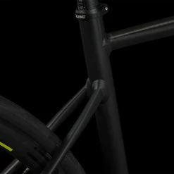 Cube Attain RACE 2023 -Trekkingbikes Verkäufe cube attain race black n white 88609 06