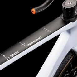 Cube Cross Race C:68X SLT 2022 | 61 Cm | Frostwhite´n´orange | 28 Zoll -Trekkingbikes Verkäufe cube cross race c68 slt frostwhite n orange 85363 04