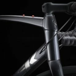 Trek Domane AL 5 Disc 2023 -Trekkingbikes Verkäufe trek domane al 5 disc lithium grey to crimson fade 90031 04