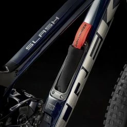 Trek Slash 9.7 2023 -Trekkingbikes Verkäufe trek slash 9 7 carbon blue smoke 86618 05